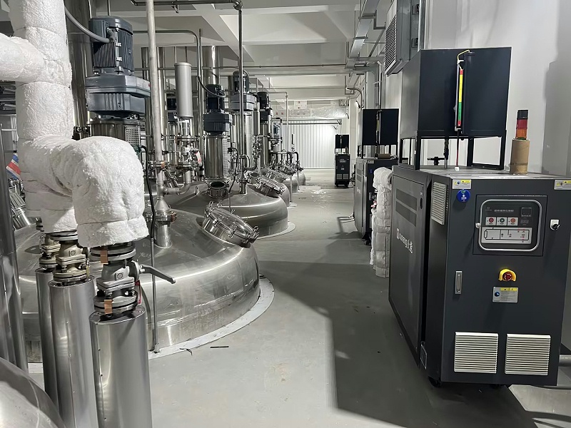 反應釜控溫，150KW有機熱載體爐和高溫油溫機， (1)